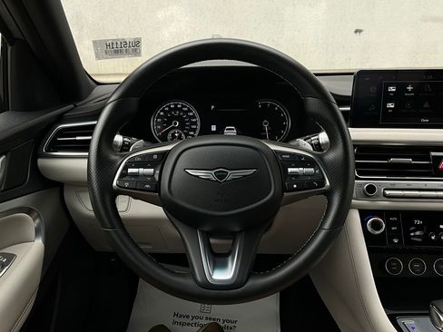 Used 2025 Genesis G70 2.5T image 35