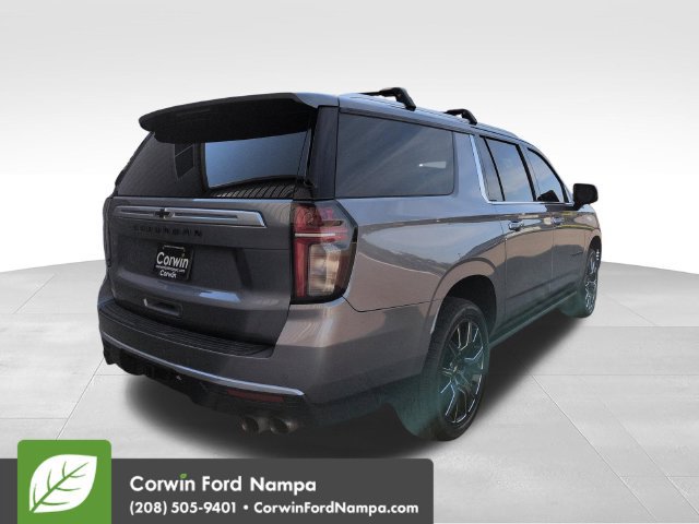 Used 2021 Chevrolet Suburban High Country AWD/4WD image 3