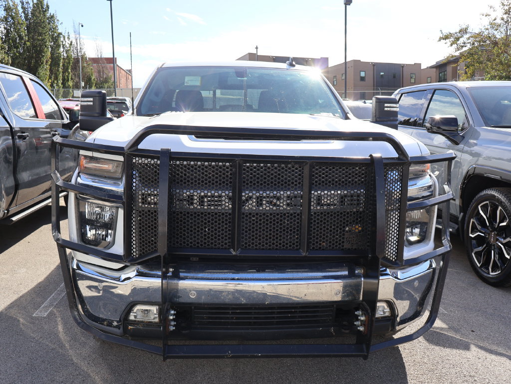 Used 2020 Chevrolet Silverado 2500 LT AWD/4WD image 4