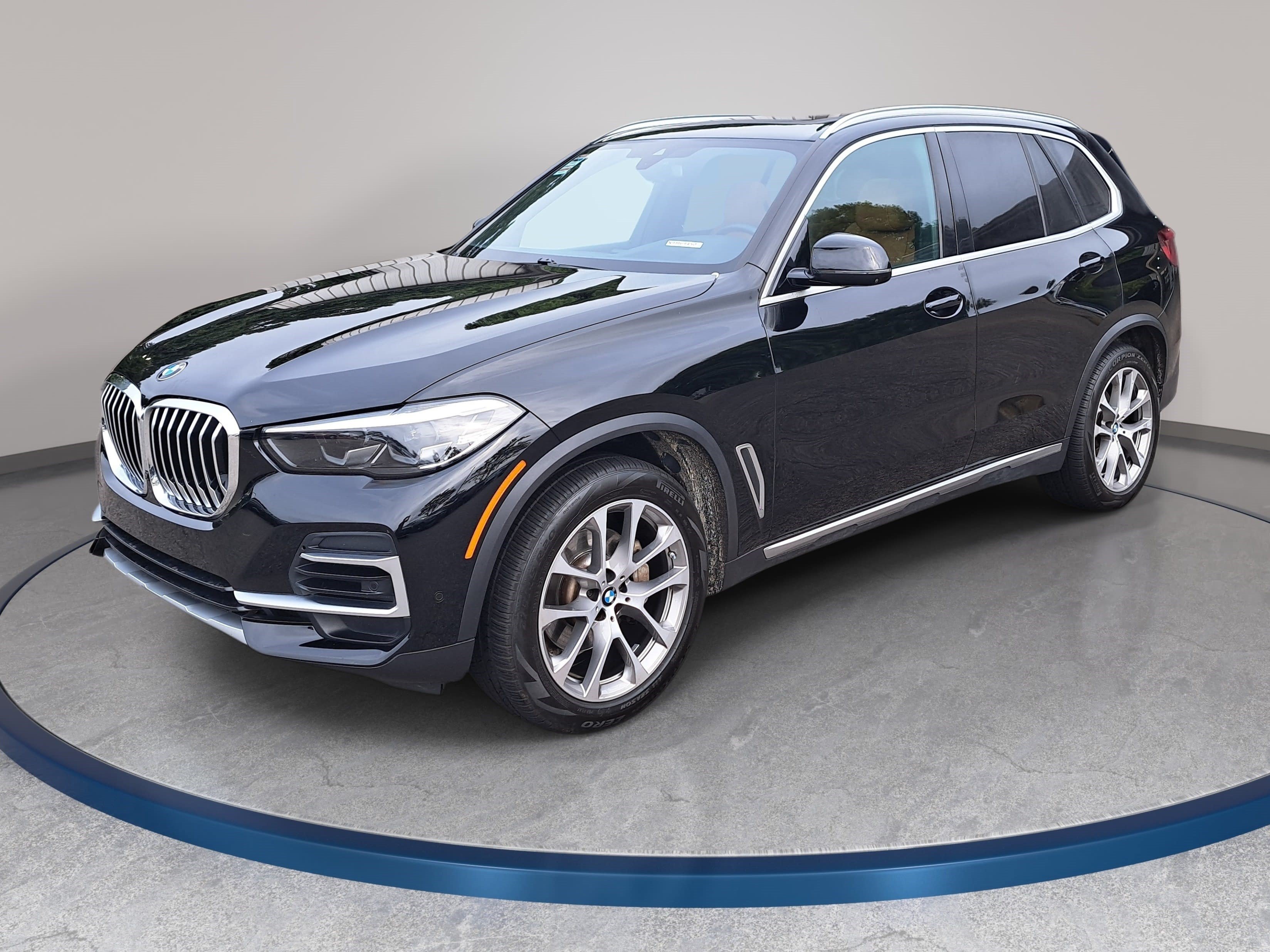Used 2022 BMW X5 xDrive40i w/ Premium Package AWD/4WD image 1