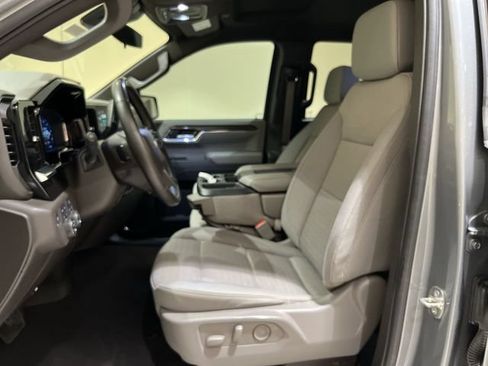 Certified 2024 Chevrolet Silverado 1500 LT w/ Z71 Off-Road Package AWD/4WD image 18