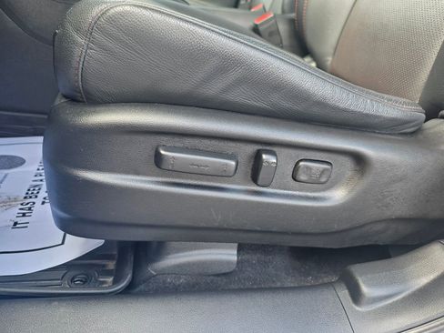 Certified 2022 Honda Pilot Black Edition image 10