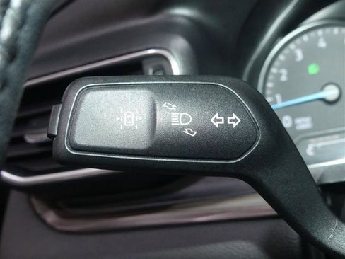 Used 2023 Ford Explorer Limited image 35