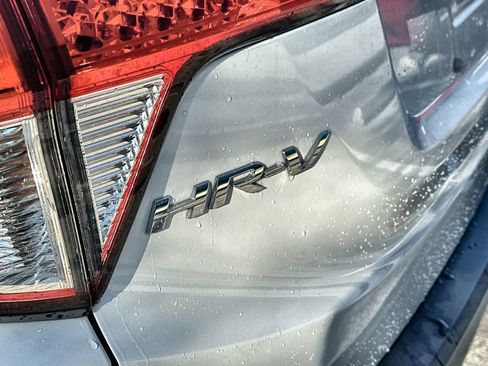 Used 2021 Honda HR-V EX image 15