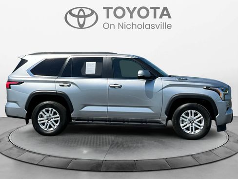 Used 2025 Toyota Sequoia SR5 AWD/4WD image 7