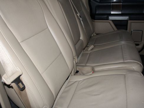 Used 2017 Ford F150 Lariat w/ Trailer Tow Package image 15