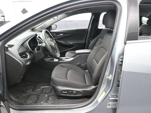 Used 2024 Chevrolet Malibu LT FWD image 11