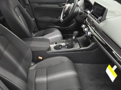 Used 2025 Honda Civic Sport image 24