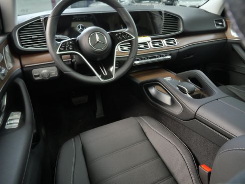 New 2026 Mercedes-Benz GLE 350 4MATIC image 2