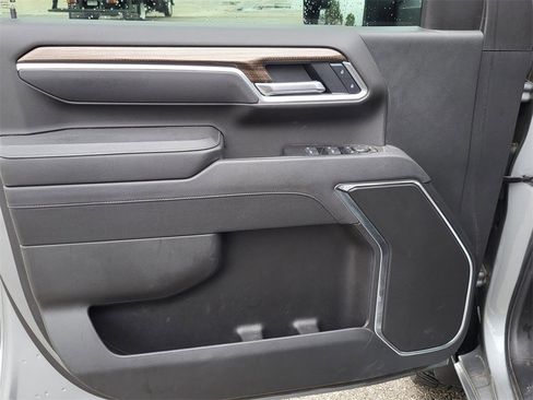 Used 2025 Chevrolet Silverado 2500 LT w/ Texas Edition image 19