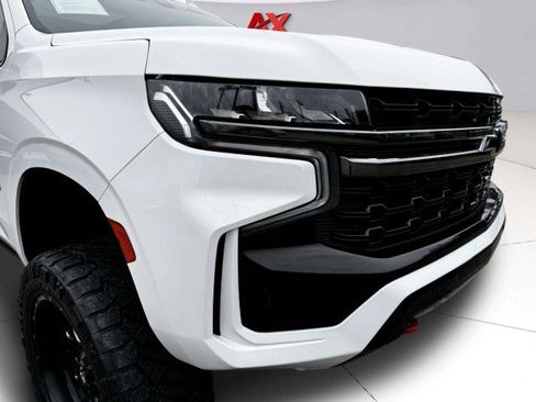 Used 2021 Chevrolet Suburban Z71 image 11