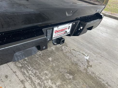 Used 2024 GMC Hummer EV 3X image 25