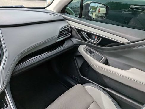 Used 2023 Subaru Outback Limited AWD/4WD image 18