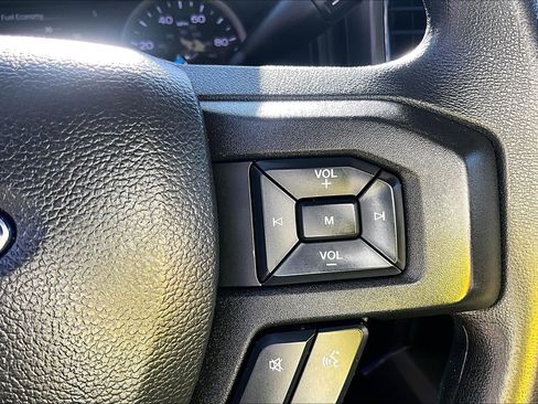 Used 2022 Ford F350 XLT w/ XLT Premium Package image 16