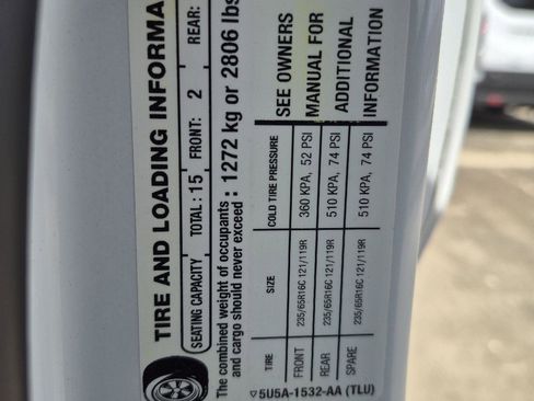 Used 2019 Ford Transit 350 XL image 5