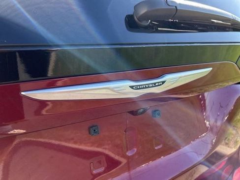 Used 2021 Chrysler Voyager Lxi image 46