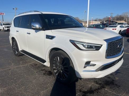 Used 2024 INFINITI QX80 Sensory w/ All-Season Package AWD/4WD image 3