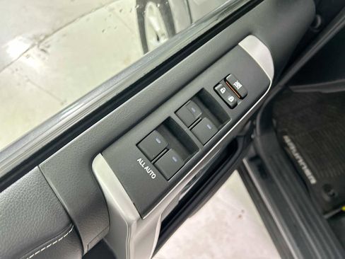 Used 2019 Toyota 4Runner SR5 Premium image 15