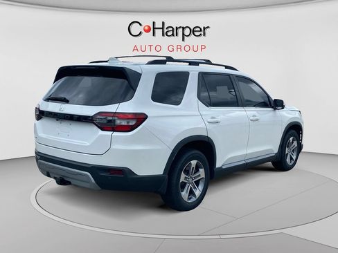 Used 2023 Honda Pilot EX-L image 3