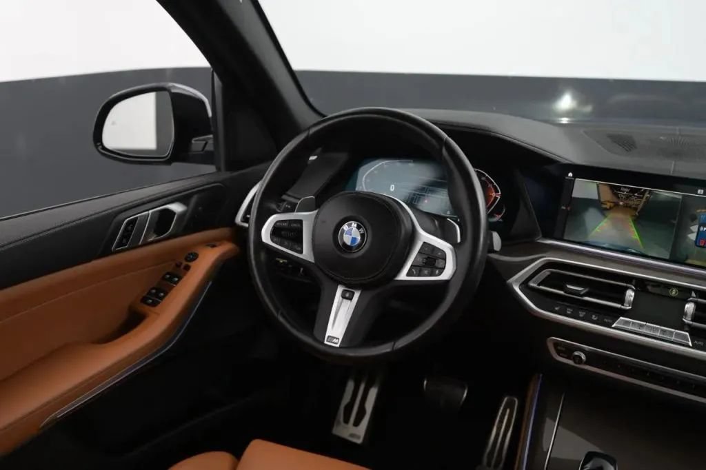 Used 2022 BMW X5 xDrive40i w/ M Sport Package AWD/4WD image 33