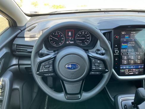 Used 2024 Subaru Crosstrek 2.0i Premium AWD/4WD image 9