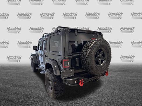 Used 2021 Jeep Wrangler Unlimited Sahara image 6