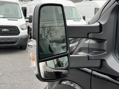 Used 2017 Ford Transit 350 350 HD 2dr 178 in. WB DRW Chas image 37