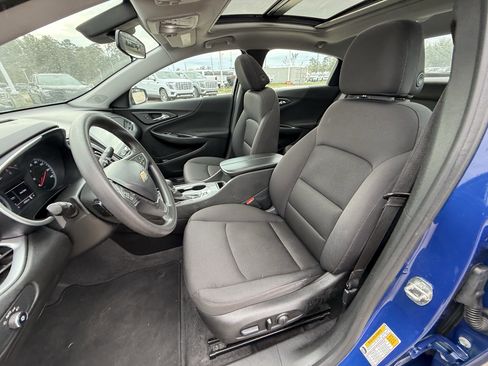 Used 2023 Chevrolet Malibu LT image 28