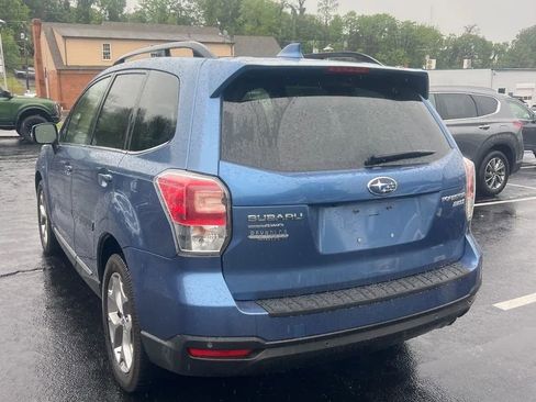 Used 2017 Subaru Forester 2.5i Touring AWD/4WD image 5
