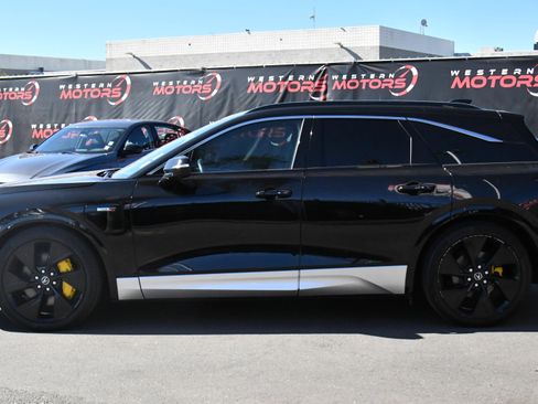 Used 2024 Acura ZDX Type S AWD/4WD image 4