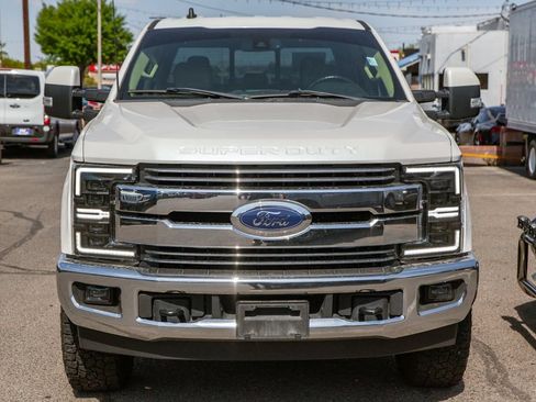 Used 2019 Ford F250 Lariat w/ Lariat Ultimate Package AWD/4WD image 3