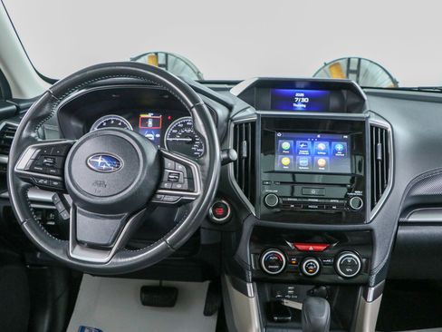Used 2023 Subaru Forester Premium AWD/4WD image 17