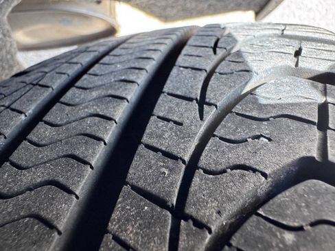 Used 2013 Toyota Avalon XLE image 5