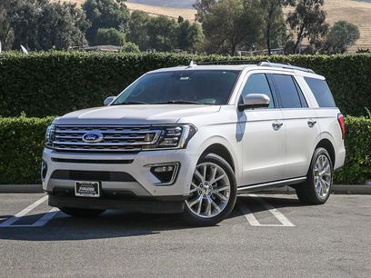 Used 2018 Ford Expedition Limited w/ Equipment Group 302A