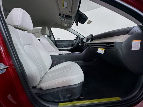 New 2025 Hyundai Sonata SEL image 41