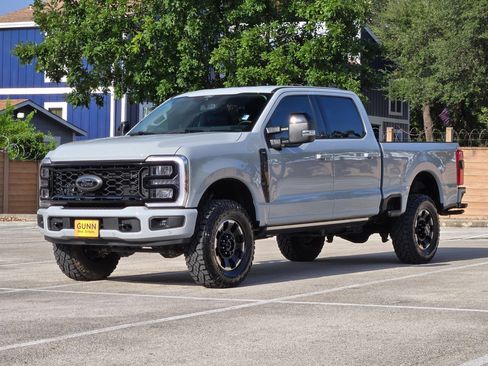 Used 2025 Ford F250 Lariat w/ Lariat Ultimate Package AWD/4WD image 7