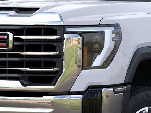 New 2026 GMC Sierra 2500 SLE AWD/4WD image 10