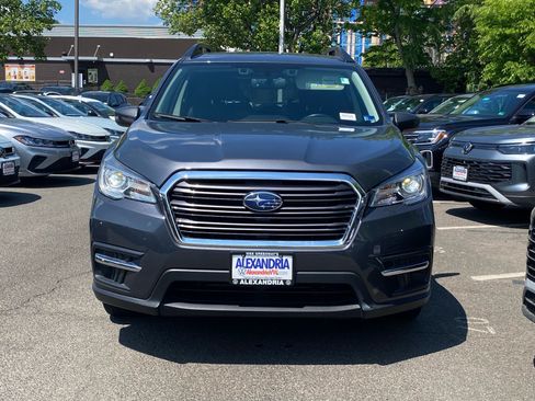 Used 2022 Subaru Ascent Premium w/ Convenience Package AWD/4WD image 5