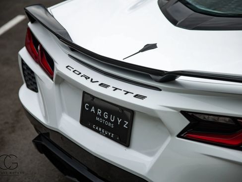 Used 2020 Chevrolet Corvette Stingray Coupe w/ Z51 Performance Package RWD image 15