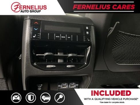 Used 2023 Jeep Grand Cherokee L Limited w/ Trailer Tow Group (B) image 33