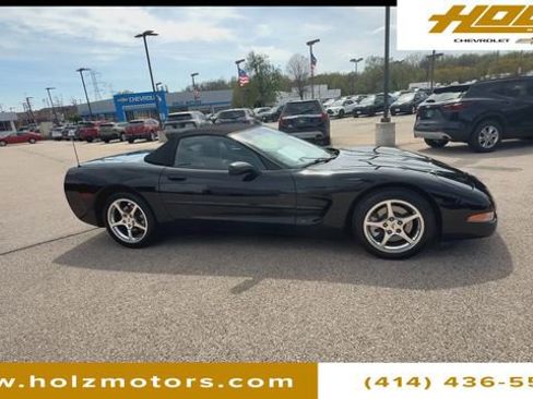 Used 2001 Chevrolet Corvette Convertible w/ Preferred Equipment Group2 RWD image 10