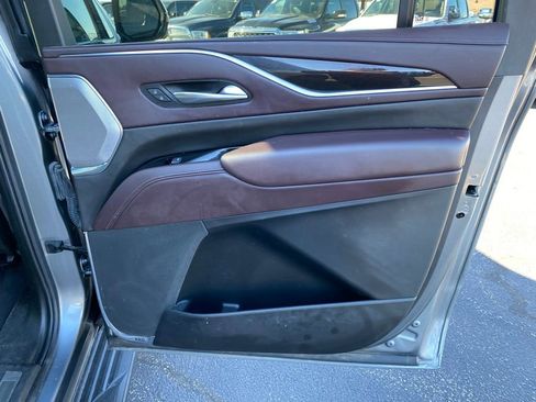 Used 2021 Cadillac Escalade ESV Sport Platinum image 11