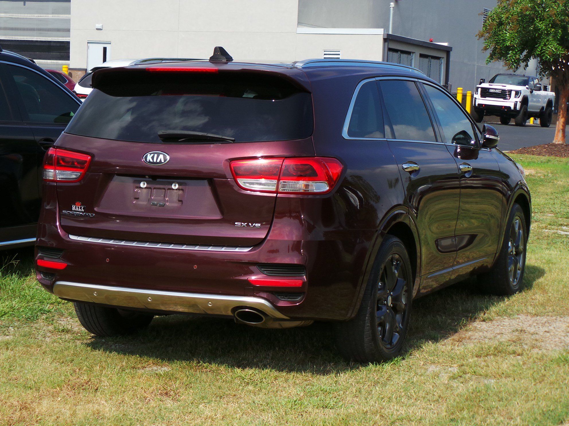 Used 2017 Kia Sorento SX FWD image 3