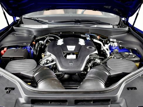 Used 2021 Maserati Levante image 24