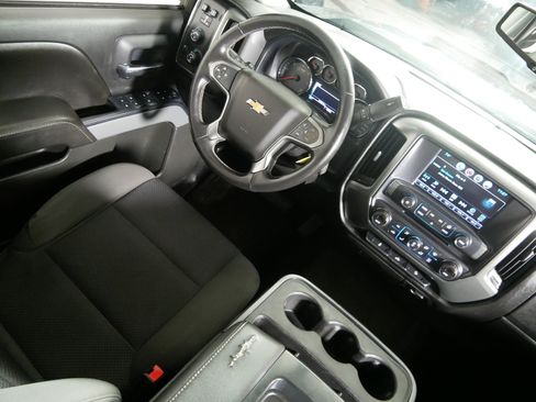 Used 2017 Chevrolet Silverado 1500 LT w/ All Star Edition AWD/4WD image 9