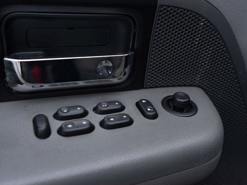 Used 2008 Ford F150 STX image 12