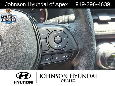 Used 2025 Toyota RAV4 XLE w/ Convenience Package FWD image 11