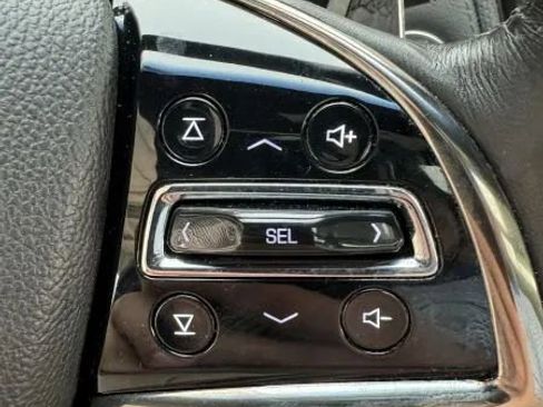 Used 2017 Cadillac CTS Luxury image 32