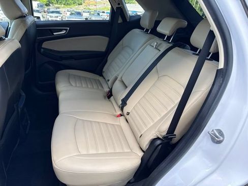 Used 2021 Ford Edge SEL FWD image 18