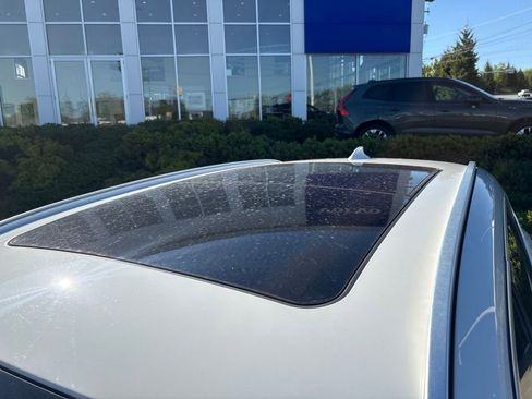 Used 2018 BMW X1 xDrive28i AWD/4WD image 9